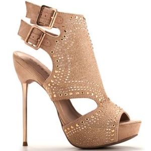 LANDA BAKERS HEELS